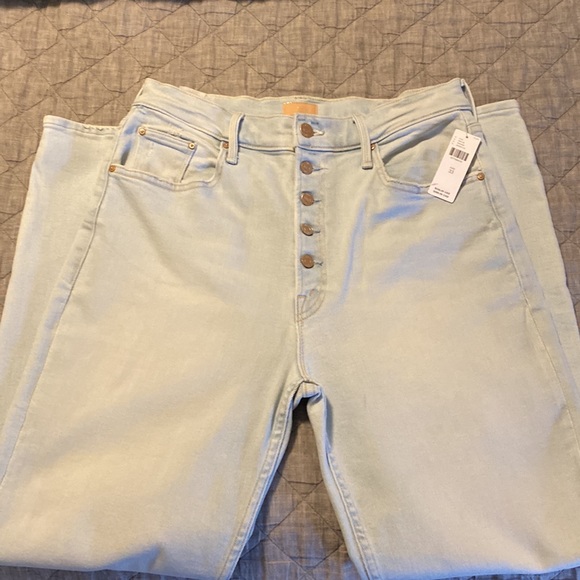 ❤️Mother Jeans❤️ - Picture 2 of 5